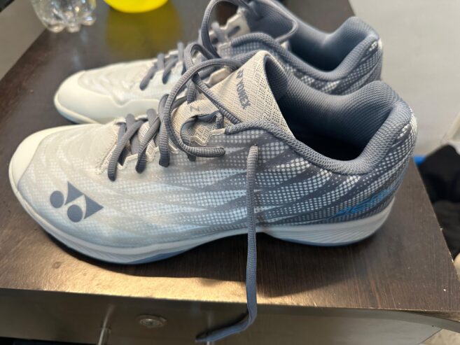 Yonex Aerus-Z (UK-9)