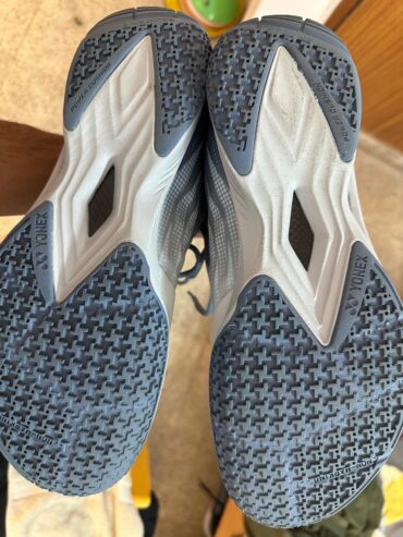 Yonex Aerus-Z (UK-9)
